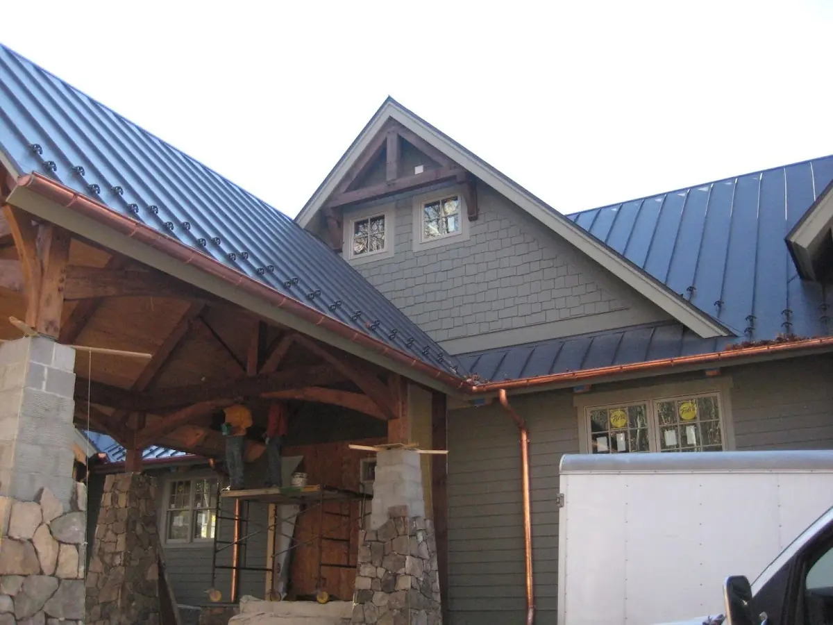 Craftsman Roofing team delivering quality roofing work in Carrolltown